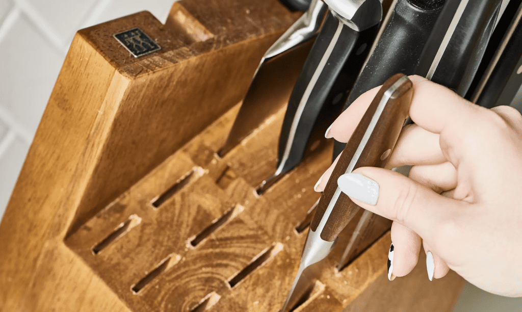 How to Clean a Knife Block